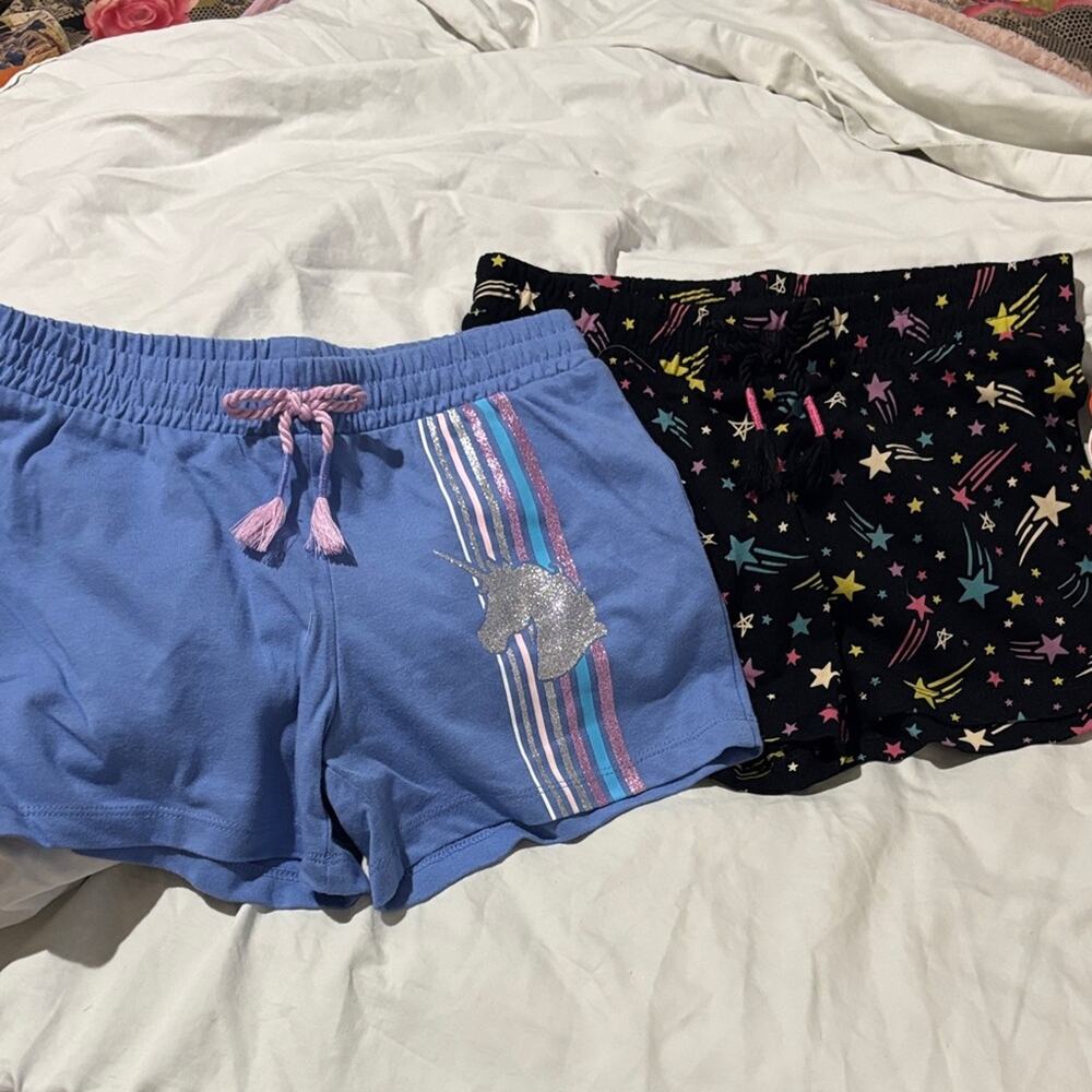Wonder kids 7/8 Unicorn periwinkle blue and Star Print Shorts blk NWT and nwot